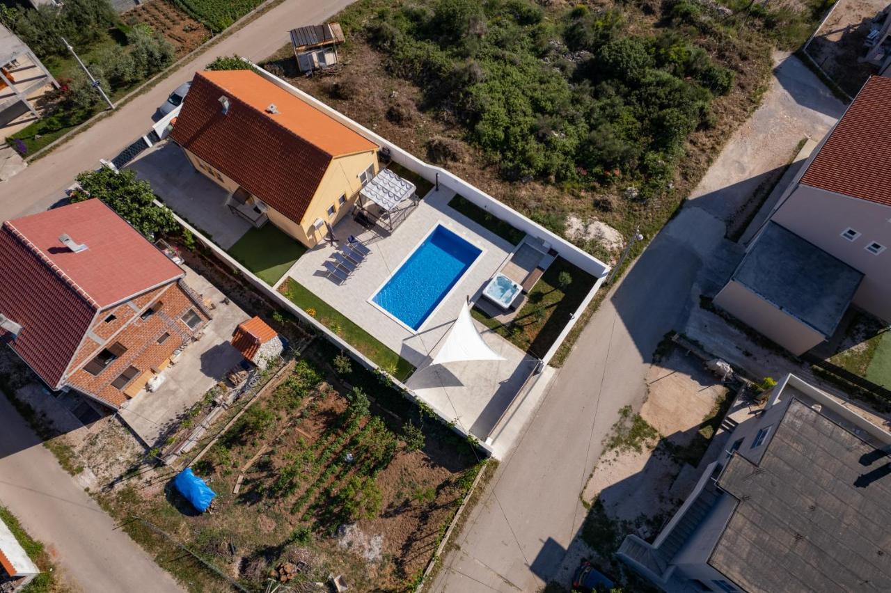Villa Family And Friends Private Heated Pool With Jacuzzi Zadar Zewnętrze zdjęcie